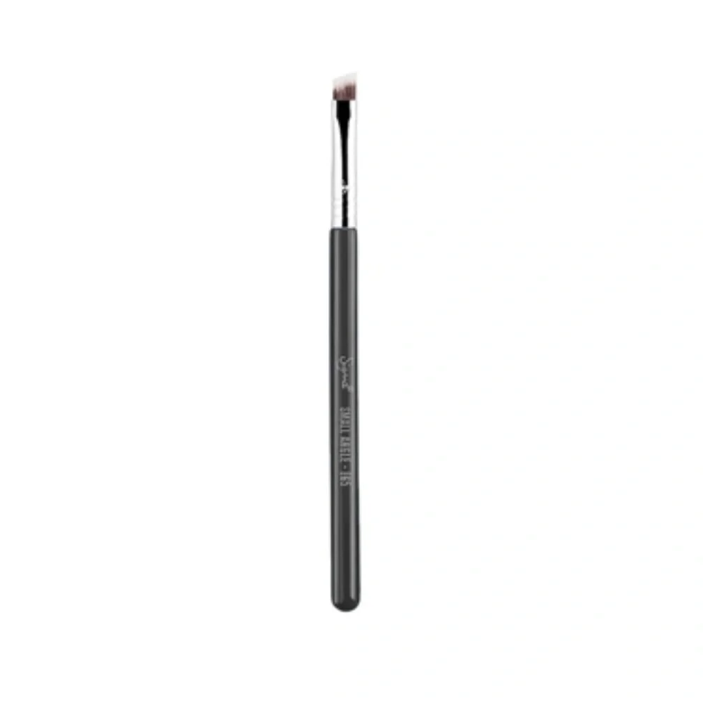 🆕 Sigma E65 Small Angle Brush